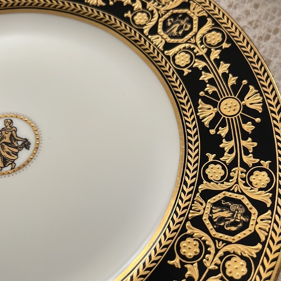 Wedgewood Astbury 8” Dessert Plate Bone China NWT plus original box - Picture 6 of 8